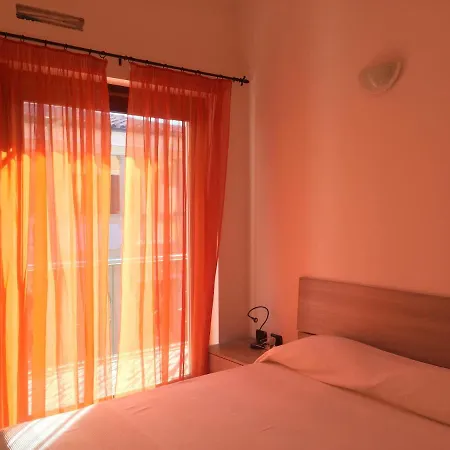 Feriehus Cala Gavetta Marina Loft La Maddalena (Sassari)