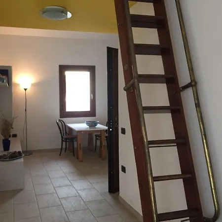 Feriehus Cala Gavetta Marina Loft La Maddalena (Sassari)