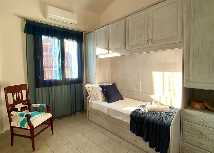 Cala Gavetta Marina Loft * La Maddalena (Sassari)
